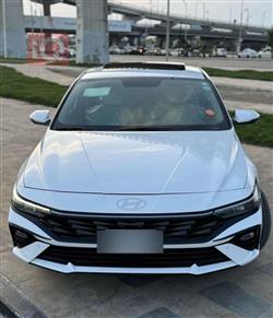 هیوندای ئەلەنترا